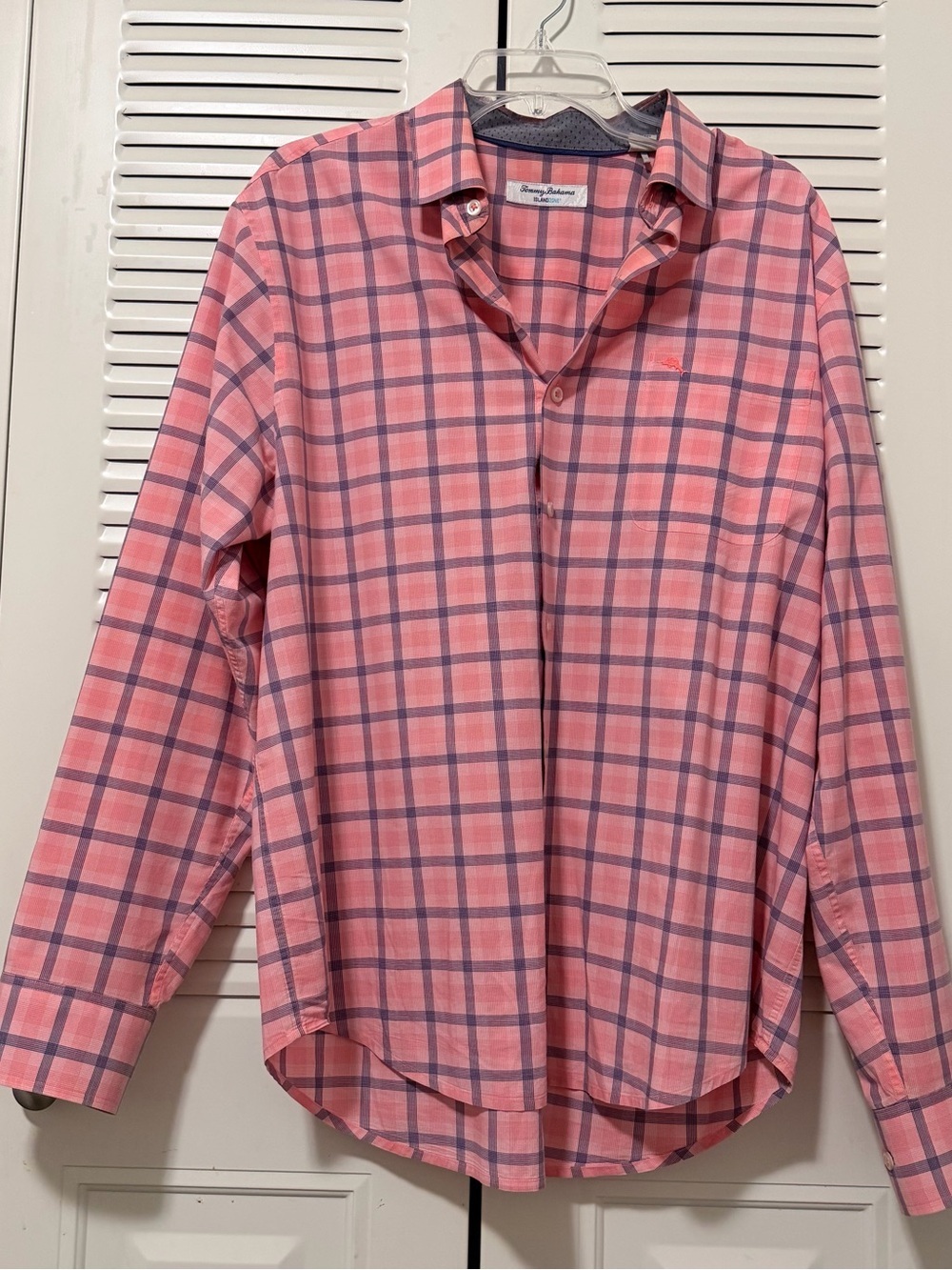 Tommy Bahama Pink and Blue Plaid Long-Sleeve Button-Down Shirt Size L